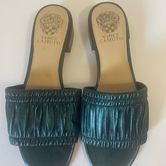 Vince Camuto Women's Dark Green Slide Sandals - Picture 2 of 7